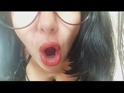 ❤️ Dušo, tvoja maćeha te ne pušta danas u školu... Previše si mi potrebna... Porno video u pornografiji bs.hentaiser.ru