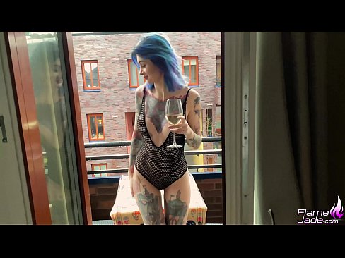 ❤️ Sjajna djevojka sisa gutljajem i strastveno jebe pod otvorenim nebom Porno video u pornografiji bs.hentaiser.ru